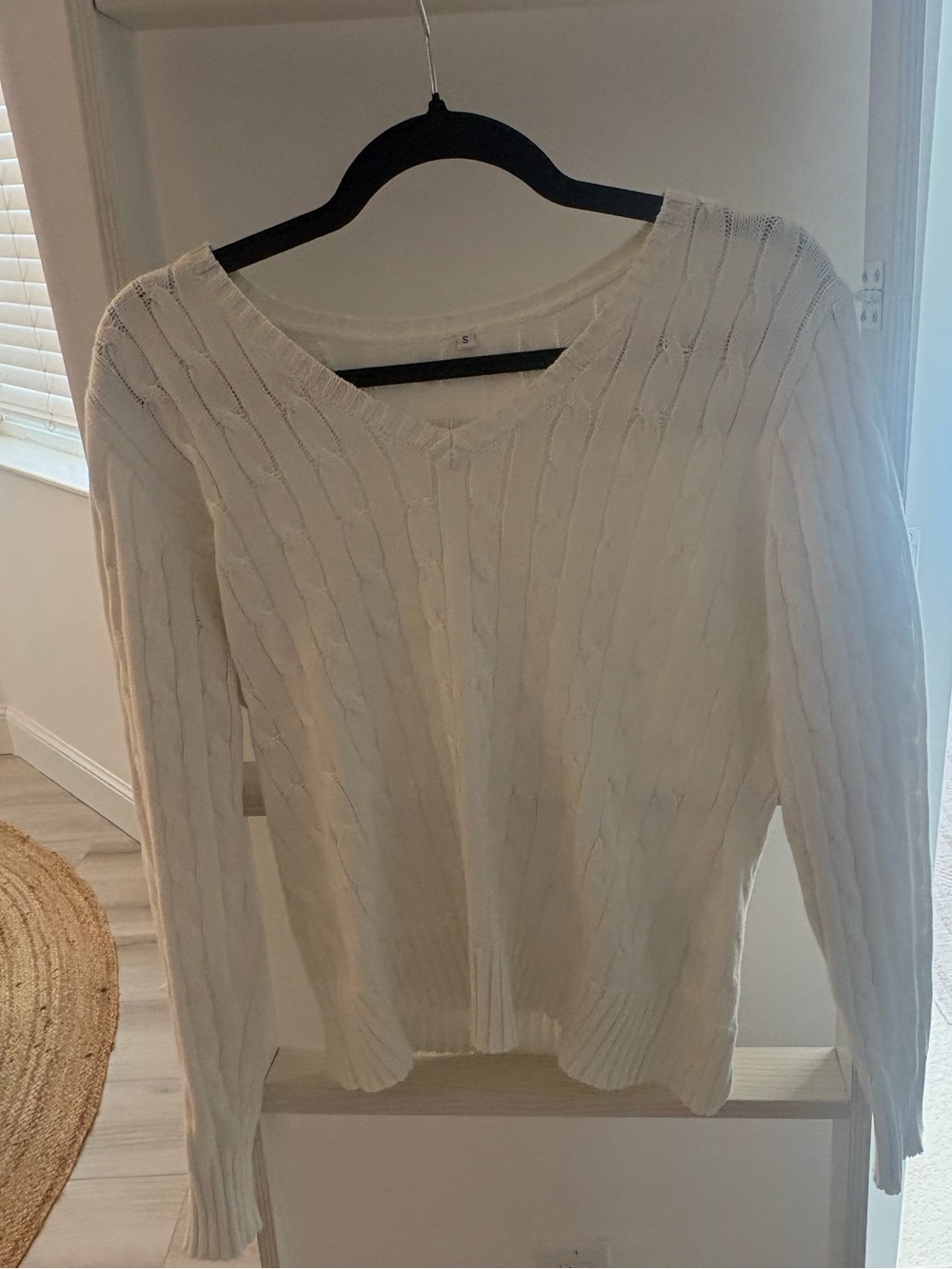 Classic V-Neck Cable Knit Sweater - Cream